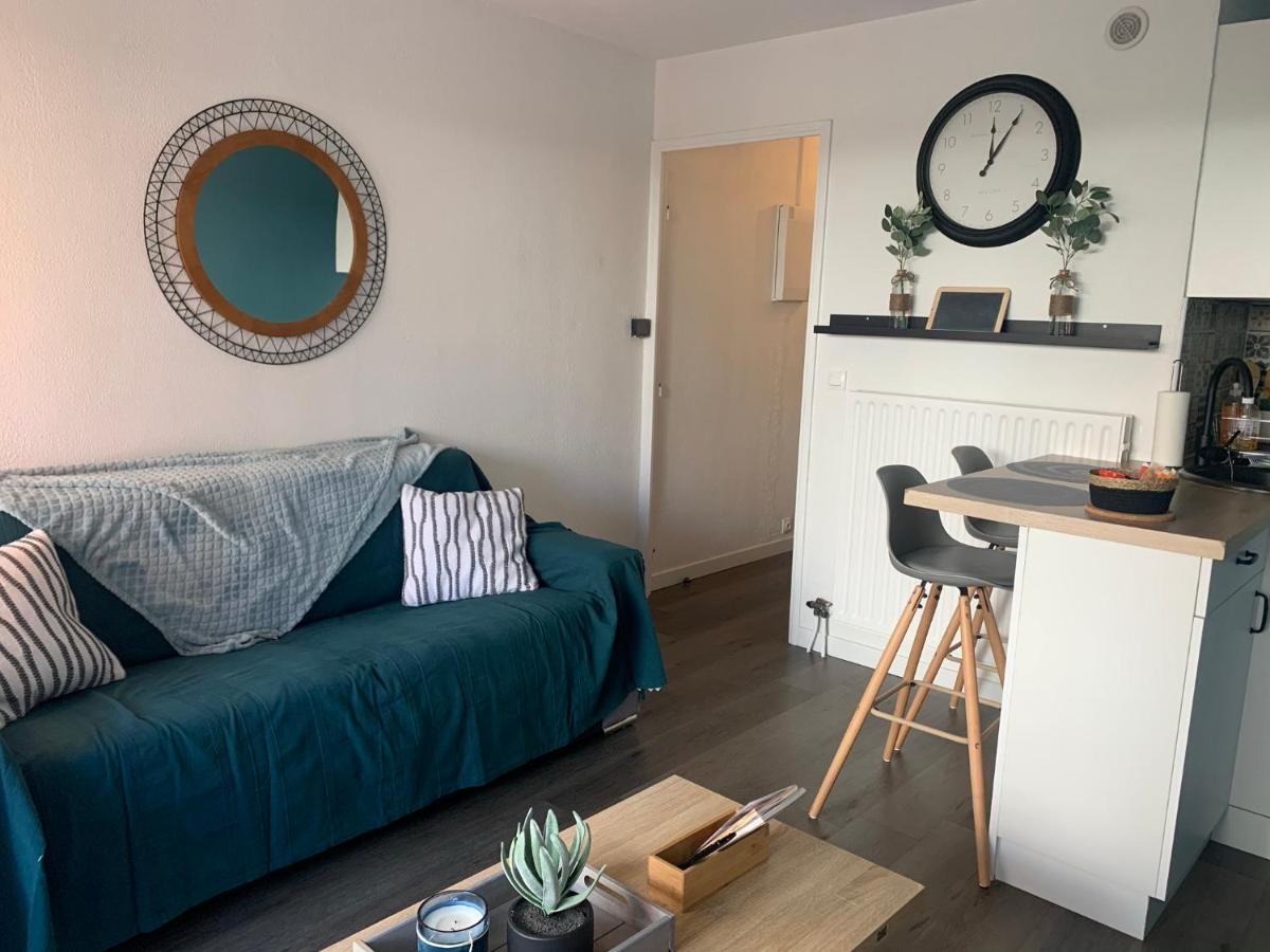 Chaleureux Appartement Face Au Port Sta Lucia, Tout A Pieds, Wifi Saint-Raphaël Eksteriør billede